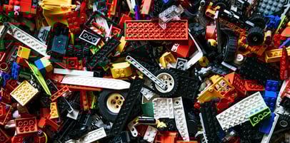 A pile of Lego pieces